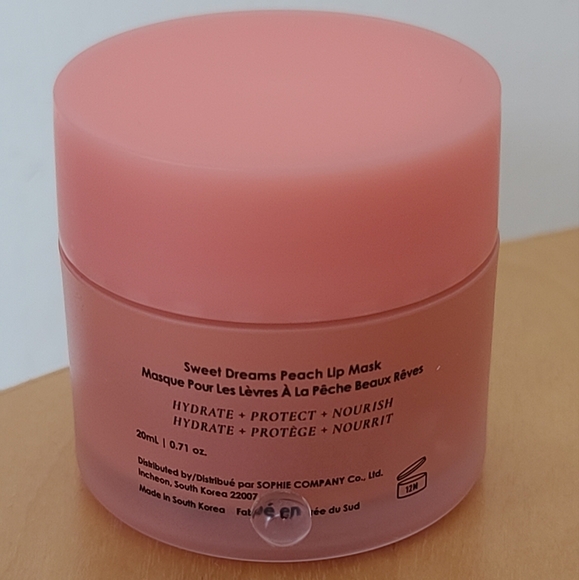 Glowiest Sweet Dreams Peach Lip Mask 20mL/0.71 oz - Picture 2 of 4